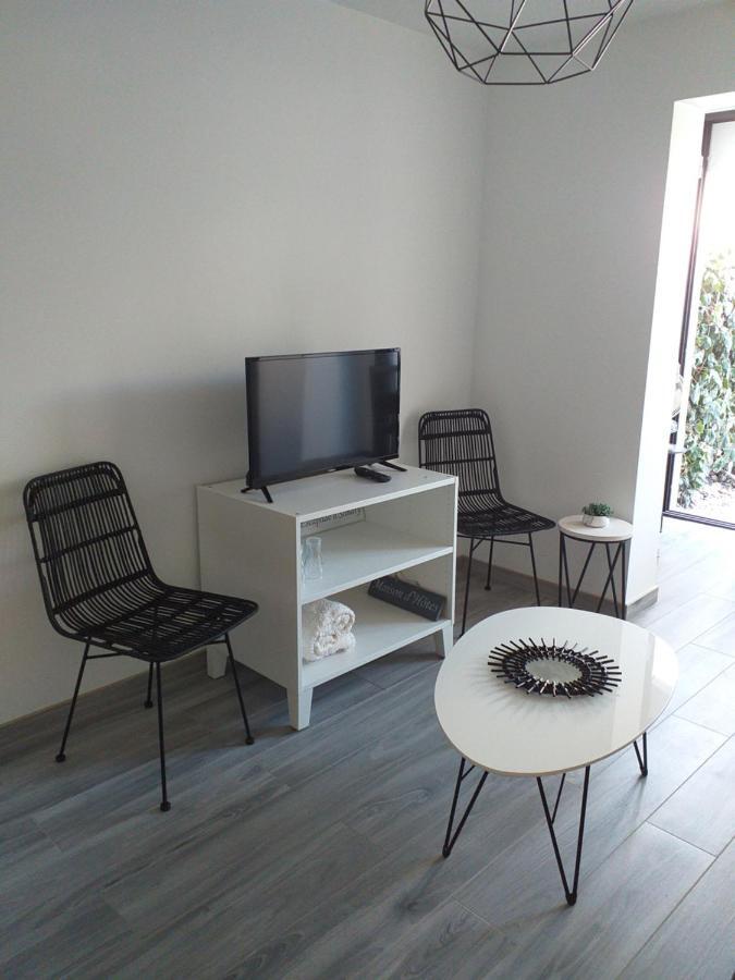 Joli Studio Res Au Calme En Rez De Jardin A Bandol. Exterior foto